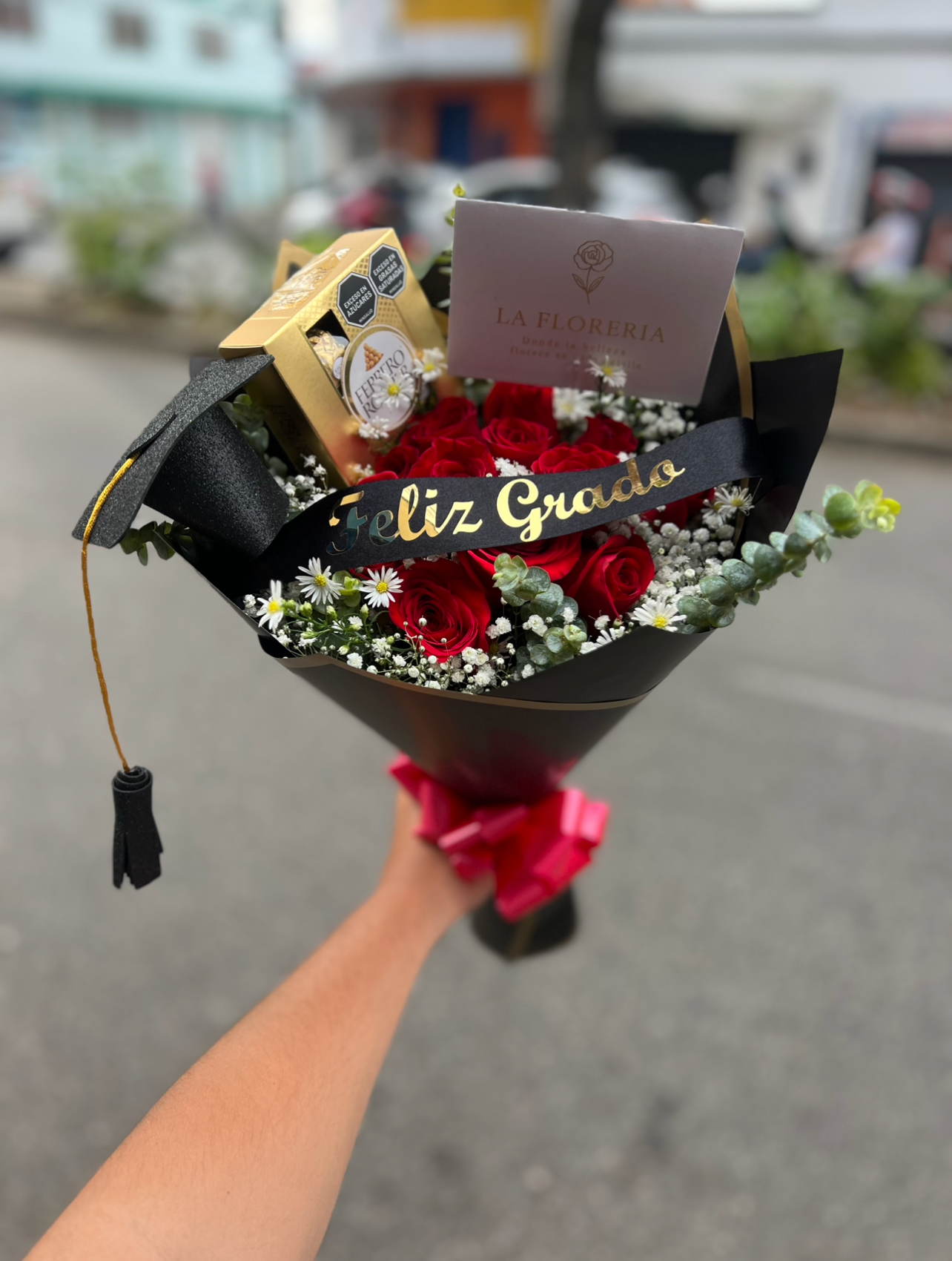 🎓 Ramo "Logro y Gratitud"