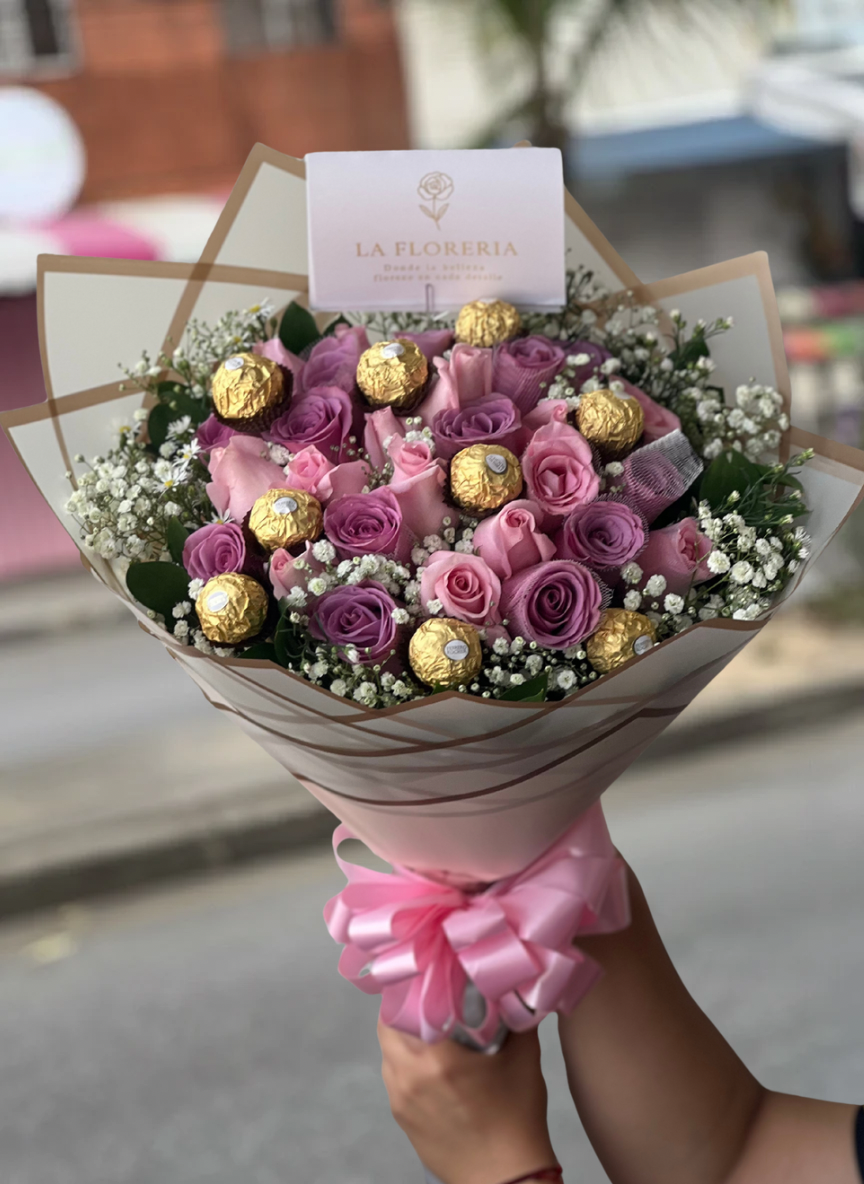 🌸 Ramo Elegancia Púrpura