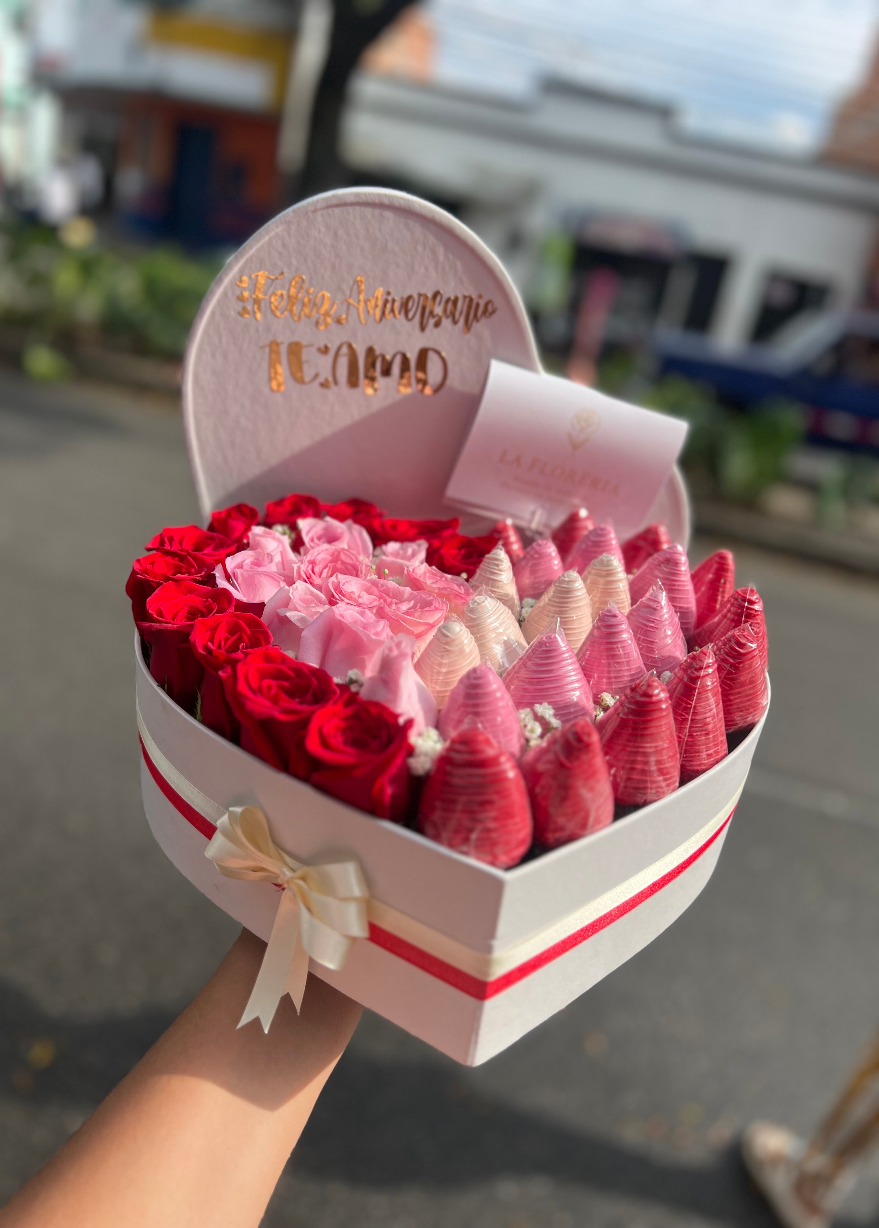 🍓 Caja Corazón "Amor Dual"